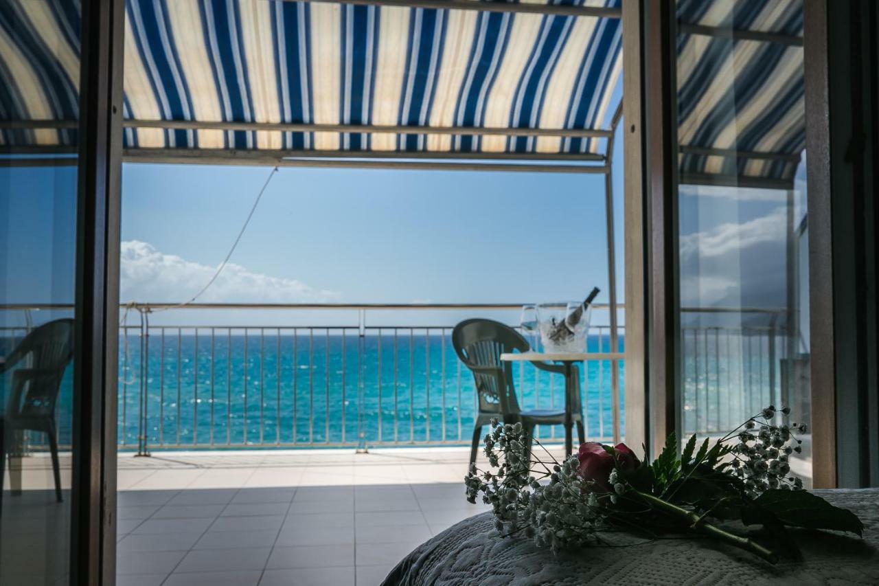 Hotel La Perla Villammare Ngoại thất bức ảnh