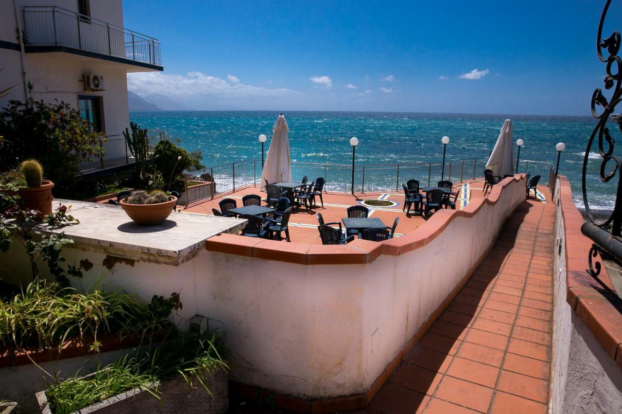 Hotel La Perla Villammare Ngoại thất bức ảnh